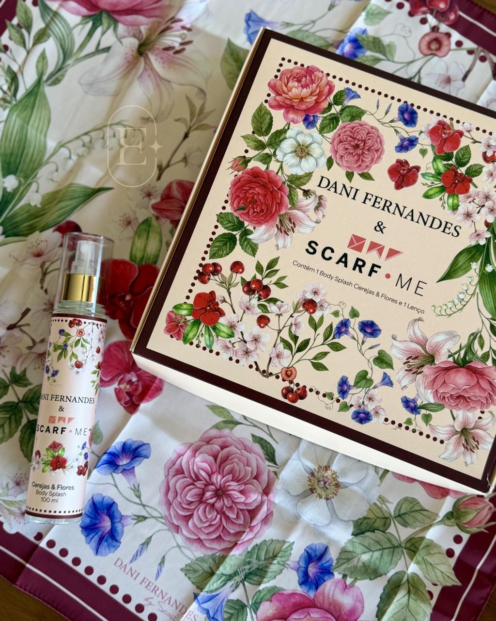 KIT LENÇO CEREJAS E FLORES